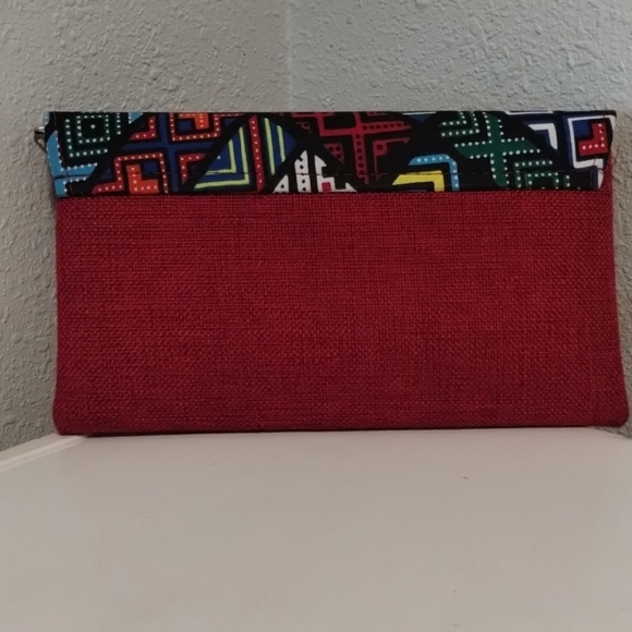 Colorful Patterned Clutch - Picture 2 of 5